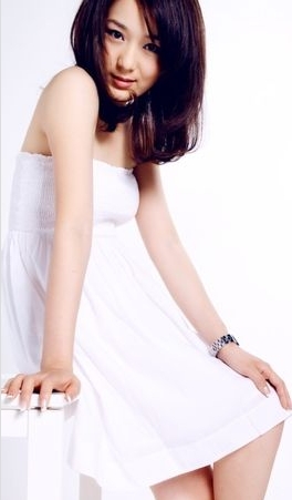 龍梅子出席公主嶺五月花皇家KTV酒吧開業慶典