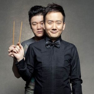 人氣組合筷子兄弟與經(jīng)濟(jì)學(xué)家楊東、左曉蕾參加馬來西亞活動(dòng)